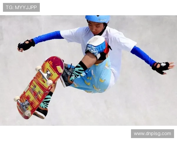 滑板灵活性评比出炉成都滑板队荣获第二名佳绩