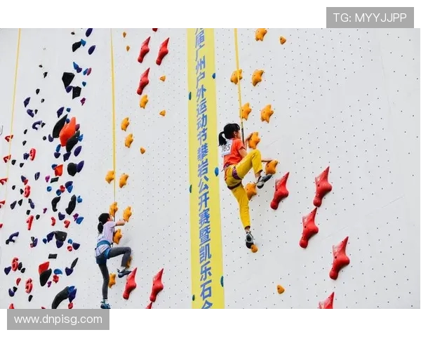 广州攀岩队在世界滑板锦标赛中以98分稳居积分榜首位